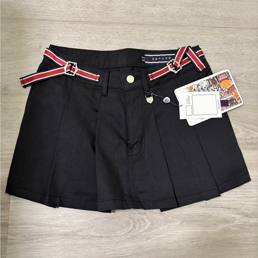 Black Pleated Mini Skirt